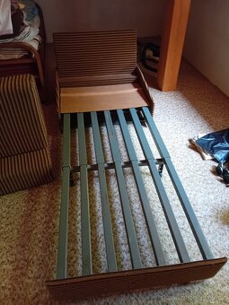 Křeslo a postel za odvoz - 2