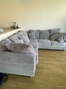 Prostorná rohová sedačka – 250x250 cm | 7.000 Kč - 2