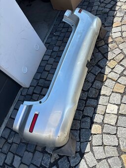 Toyota Corolla Verso - zadní nárazník - 2