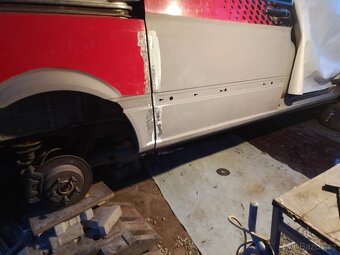 Opravy a renovace KAROSERIÍ - 2