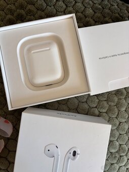 Apple Airpods 2nd generation - 2