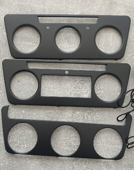 2 DIN rádio 2005-2015 – Android Auto, GPS, WiFi, Bluetooth
- 2
