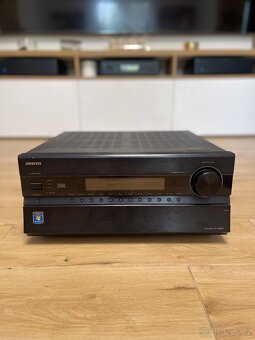 Onkyo TX-NR808 - 2