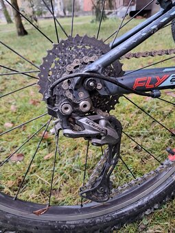 Superior F.L.Y. 24 - 2