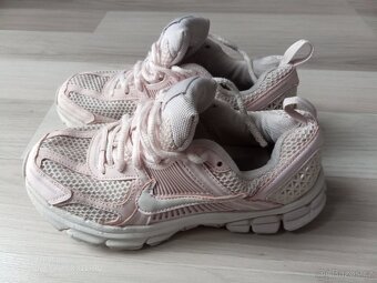 Nike - dívčí boty 36 - 2
