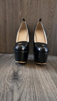 Lakované lodičky vel.39 - 2