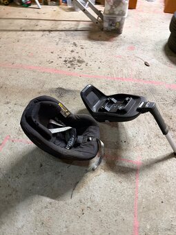 Isofix a autosedačky Maxi Cosi - 2