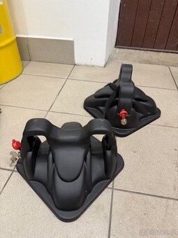 Univerzální nosič lyží- Magnetický - 2