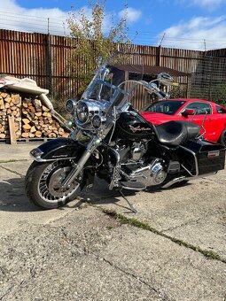 Harley Davidson FLHR Road King - 2