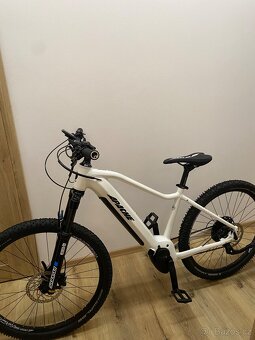 Elektrokolo Apache tanka tate 2025 - 2