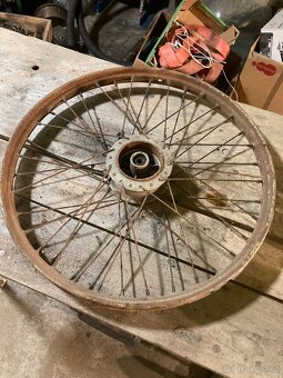 Kolo stadion/ jawetta - 2