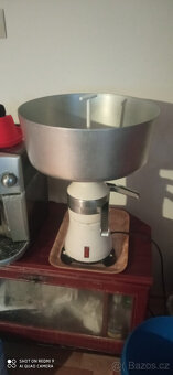 dojička a odstředivka - 2