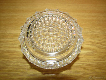 Skleněná broušená miska / popelník - 2