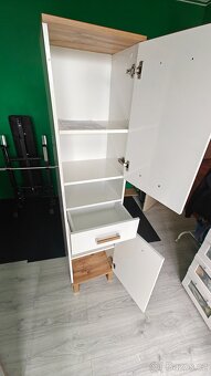 Vysoká skříňka - 2
