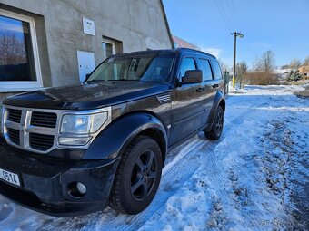 Dodge Nitro - 2