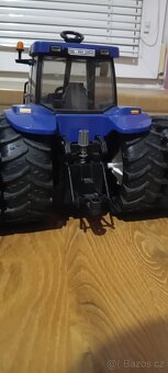 Bruder - Traktor+přídavná kola 4X - 2