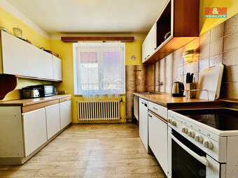 Prodej rodinného domu, 200 m², Pohnání - 2