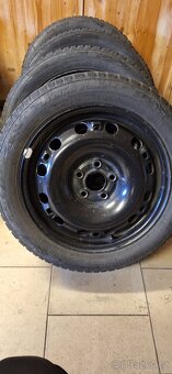 Kompletní kola 6Jx15 et43 5x100 Seat 195/50/15 zimní - 2