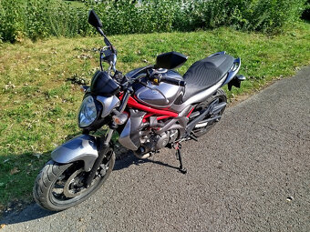 Suzuki SFV 650 Gladius 35kW - 2