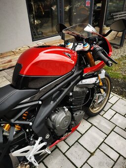 Triumph Speed Triple 1200 RR - 2