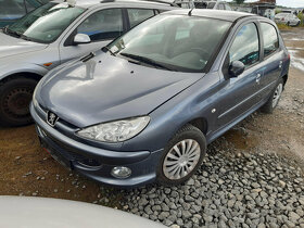 Peugeot 206 1,4i 55kW 2000rok, na díly - 2