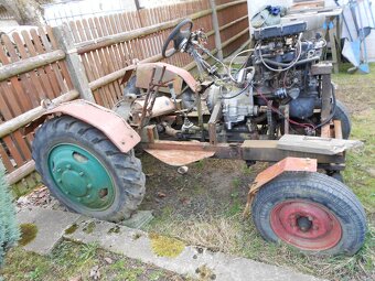 Malotraktor domácí výroby - 2