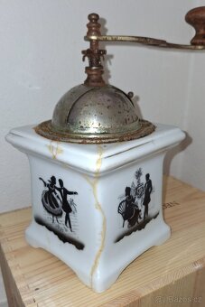 Porcelánový Rokokový mlýnek Leinbrock přelom 19./20.století - 2