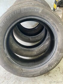 Pneu 195/55 R16 - 2