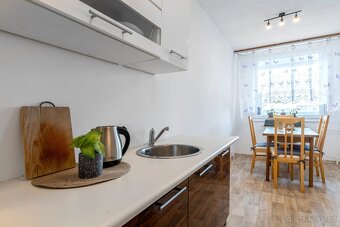 Prodej bytu 3+1 (78m2) u metra Lužiny - 2