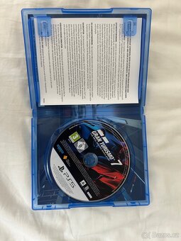 Prodám Gran turismo Ps5 bez škrábanců na cd plné funkční. - 2