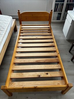 Dřevěná postel MASIV + matrace – spěchá - 2