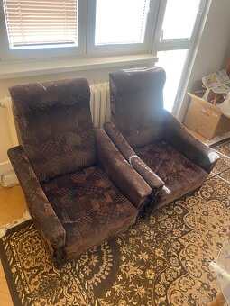 Starý nábytek z bytu - 2