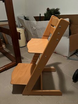 Detska rostouci zidlicka - 2