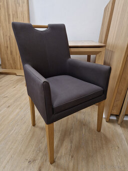 Nová židle hnědé polstrování + nohy masiv dub - 2