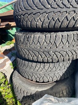 Zimní pneu vraník 195 65 15 plus disky - 2