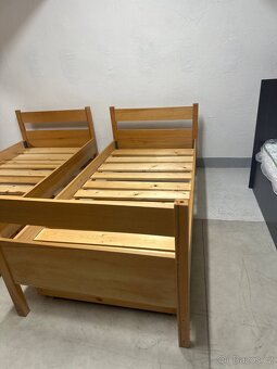 Dřevěná postel 190×80 cm + matrace – rošt v ceně - 2