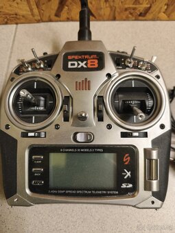 Prodám RC vysílač Spektrum DX8 - 2