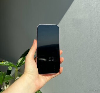 iPhone 15 128 GB růžový - 2