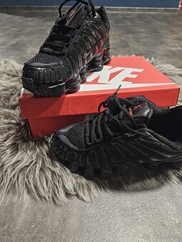 Nike Shox - 2