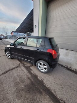 SUZUKI SWIFT ROK 2007 S MOTOREM 1,3 BENZIN - 2