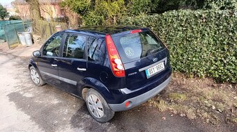 Ford Fiesta 1.3 benzín - 2