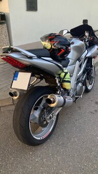 Suzuki SV1000 - 2