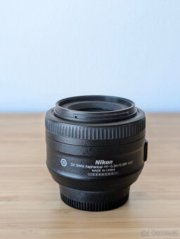 Nikon AF-S DX NIKKOR 35mm f/1.8G - 2