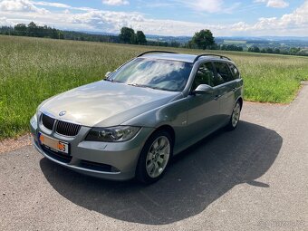 BMW e91 325xi - 2