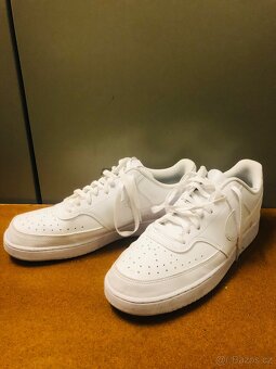 Nike sneakersy court vision bile, velikost 46 - 2