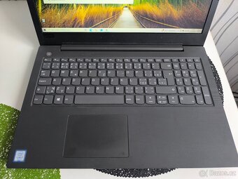 LENOVO V130-15IKB i3 7gen 8/256Gb - 2