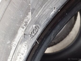 Prodám letní pneu 235/45 R 19 - 2