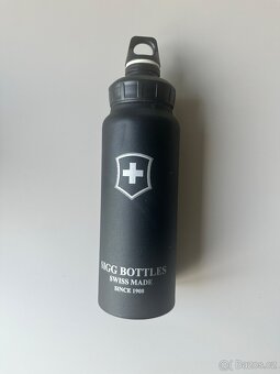 Prodám originální láhev SIGG Traveller 1.0 L – Swiss Made - 2