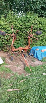Obraceč a řádkovač sena - 2