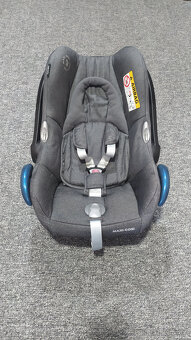 Dětská sedačka Maxi-Cosi CabrioFix se základnou Familyfix - 2
